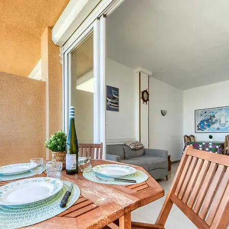 Apartment In With Swimming Pool