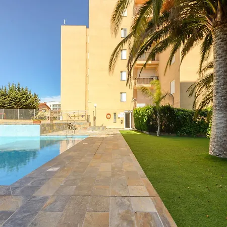 Apartment In With Swimming Pool *