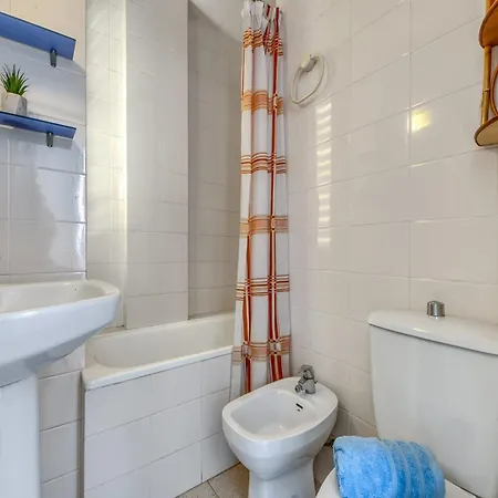 Apartment In With Swimming Pool